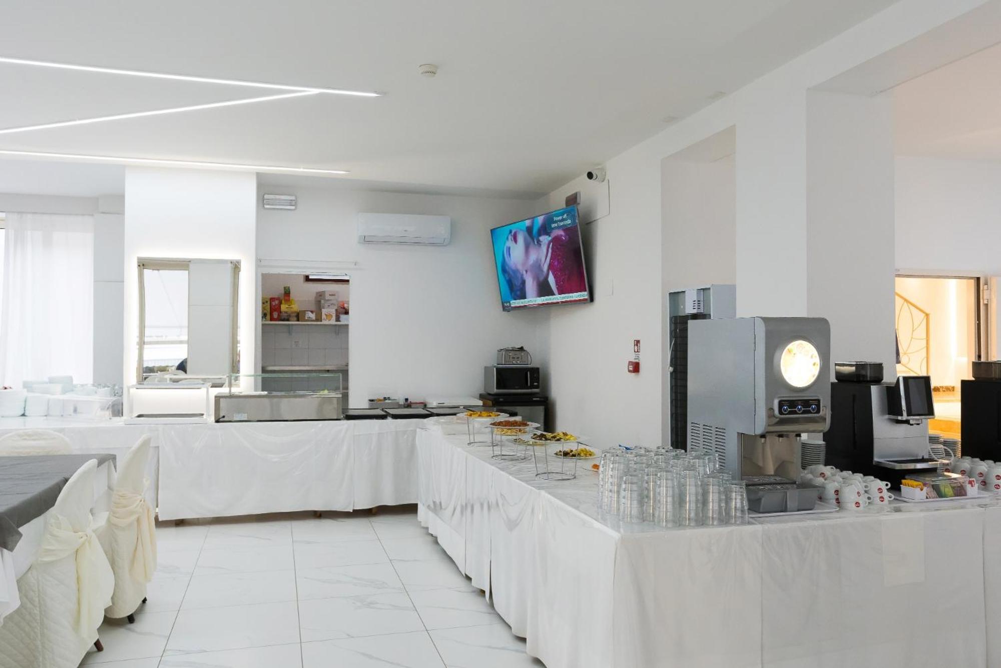 Hotel Ninfea Cattolica Exteriér fotografie
